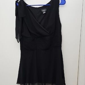 Elegant Black Sleeveless Dress